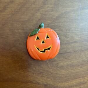 Vintage Halloween Pin Brooch Jack O Lantern Pumpkin Hard Plastic Hong Kong